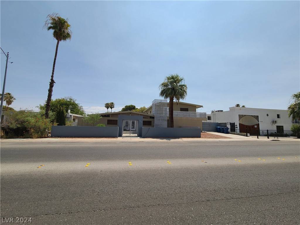 Las Vegas, NV 89169,3418 Oneida WAY
