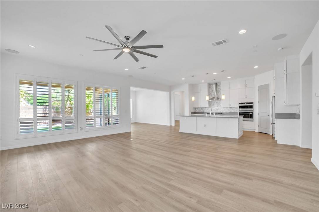 Henderson, NV 89011,80 Strada Caruso