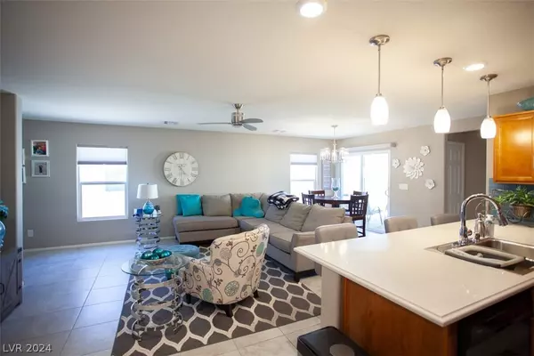 Las Vegas, NV 89148,8846 Quarterhorse LN