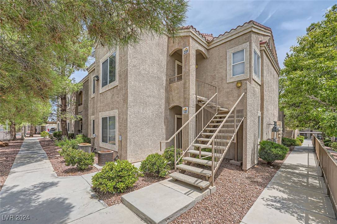 9470 Peace WAY #231,  Las Vegas,  NV 89147
