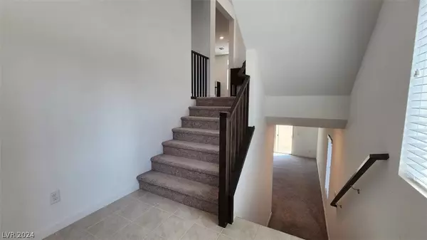 Las Vegas, NV 89141,5891 Gossamer Stone CT