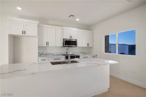 Logandale, NV 89021,1580 Paintbrush WAY