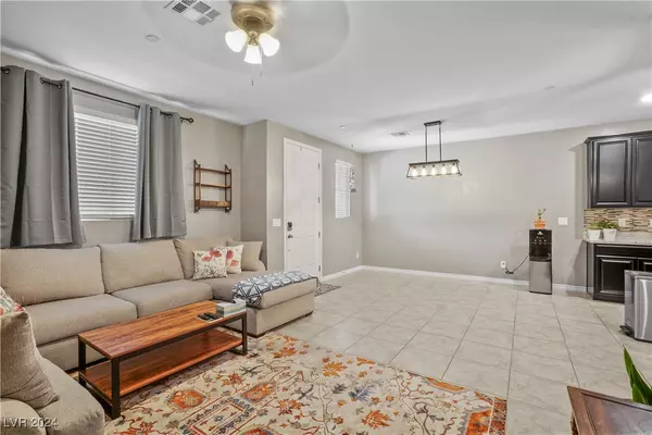 North Las Vegas, NV 89086,6529 Classic Ridge ST