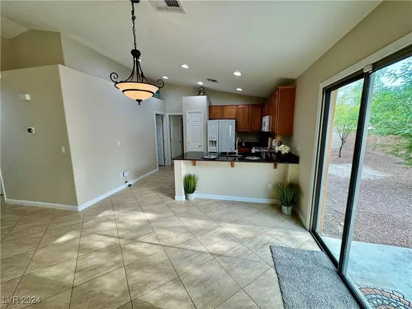 North Las Vegas, NV 89081,5917 Pearlie May CT
