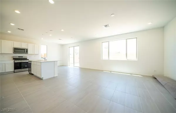 Las Vegas, NV 89113,7469 Delemont AVE