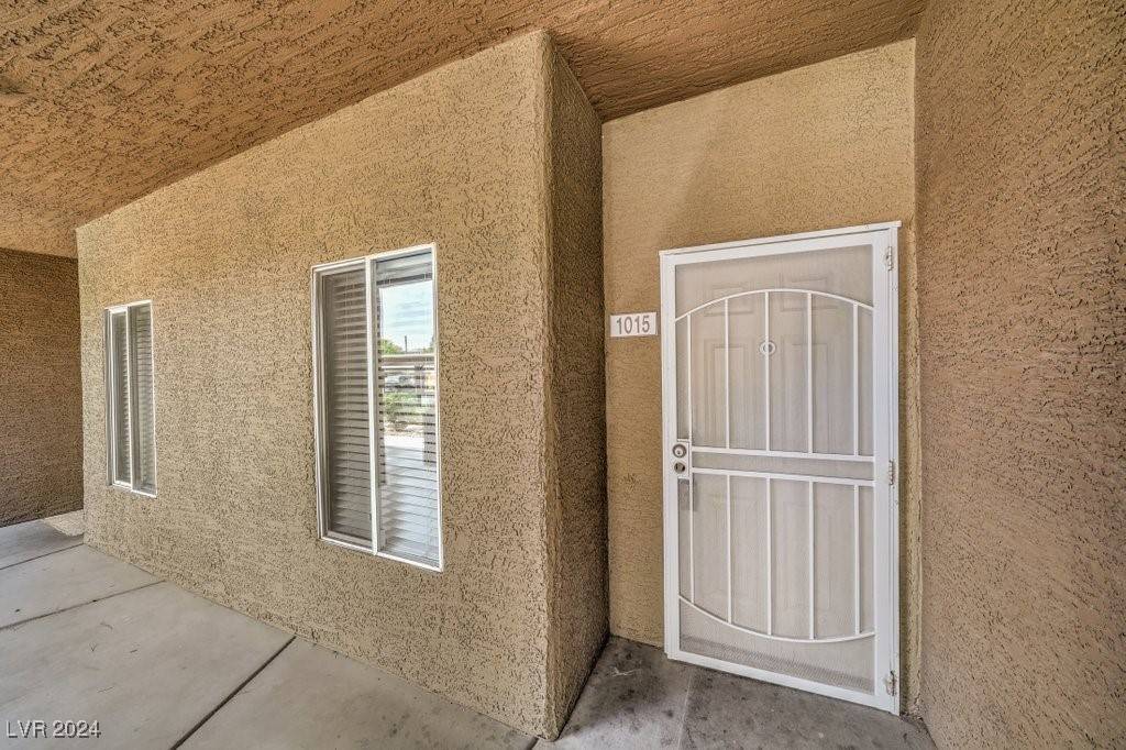Las Vegas, NV 89113,8070 W Russell RD #1015