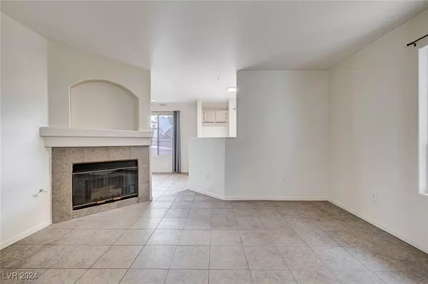 Henderson, NV 89015,698 S Racetrack RD #1113