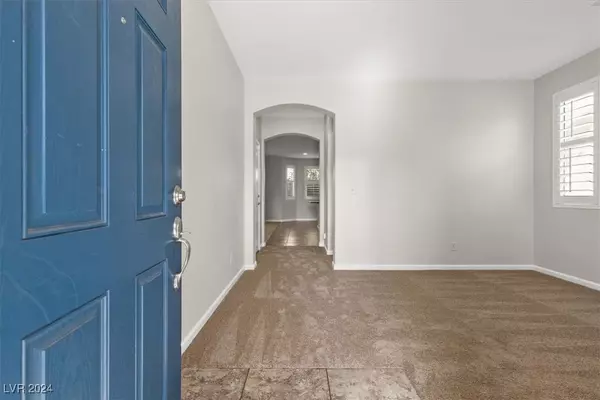 Las Vegas, NV 89122,5547 Glitter Rock ST