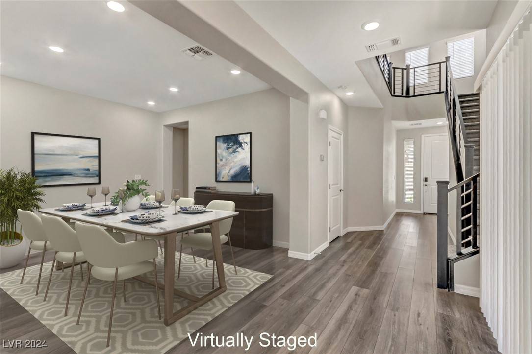 10377 Bent River ST, Las Vegas, NV 89183