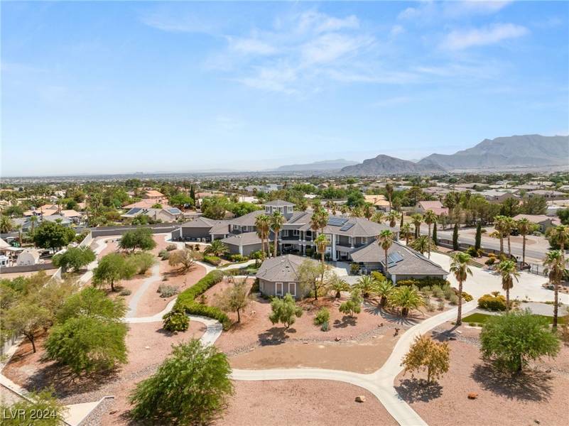 5930 N El Capitan WAY, Las Vegas, NV 89149