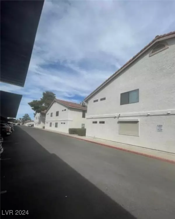 Las Vegas, NV 89119,1321 Del Mar ST #4