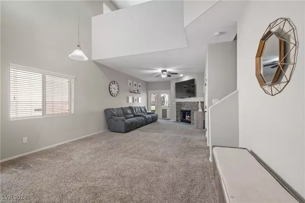 Henderson, NV 89002,2438 Wrangler Walsh LN