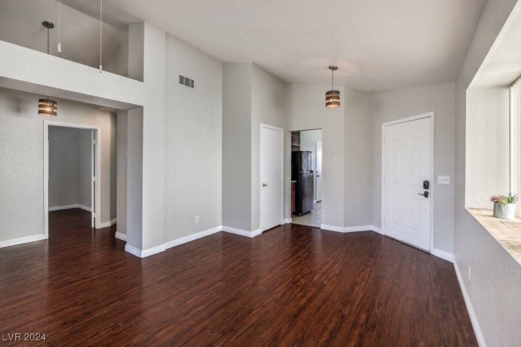 Las Vegas, NV 89123,7982 Counterpoint LN