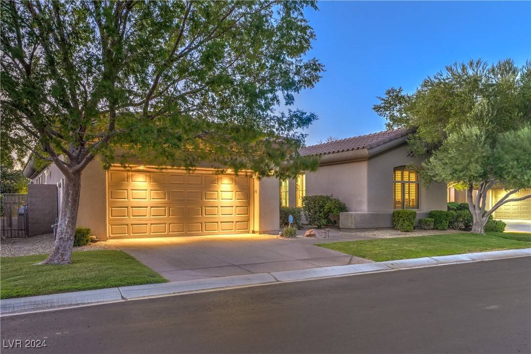 Henderson, NV 89052,8 Winding RD