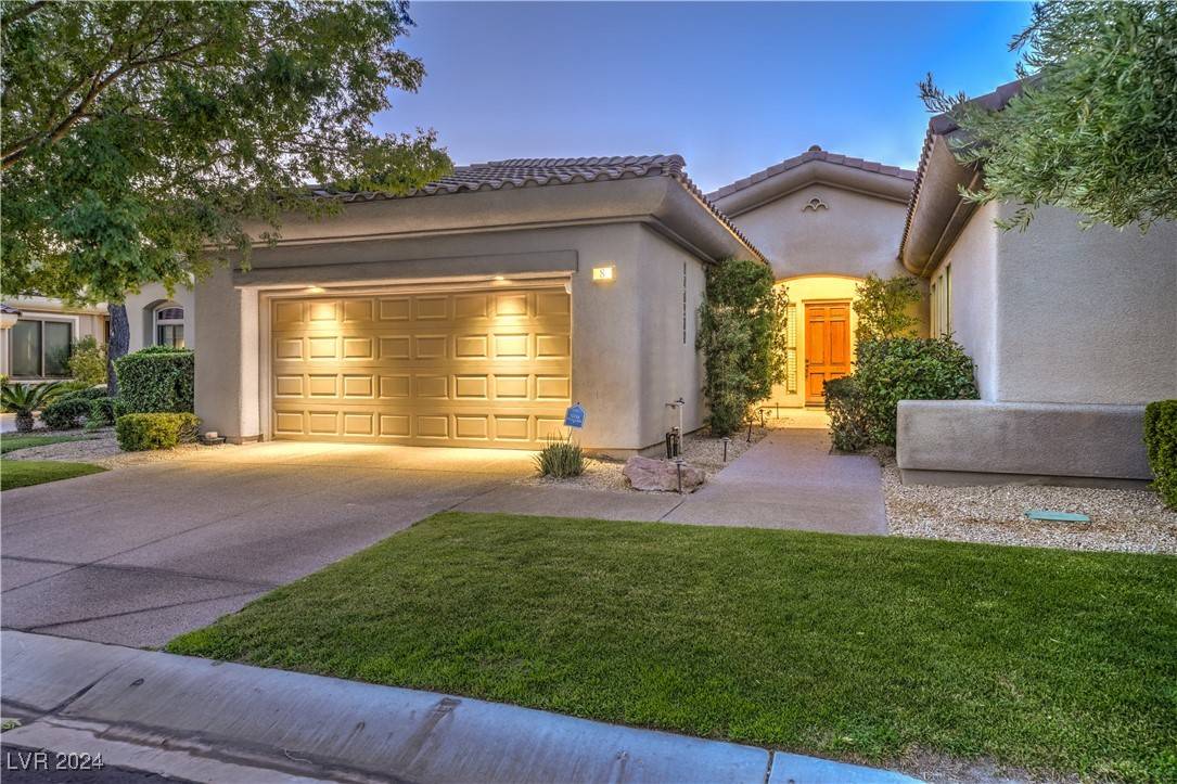 Henderson, NV 89052,8 Winding RD