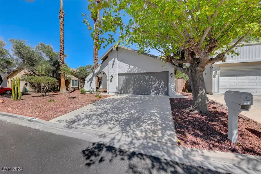 4860 Summerhill RD, Las Vegas, NV 89121