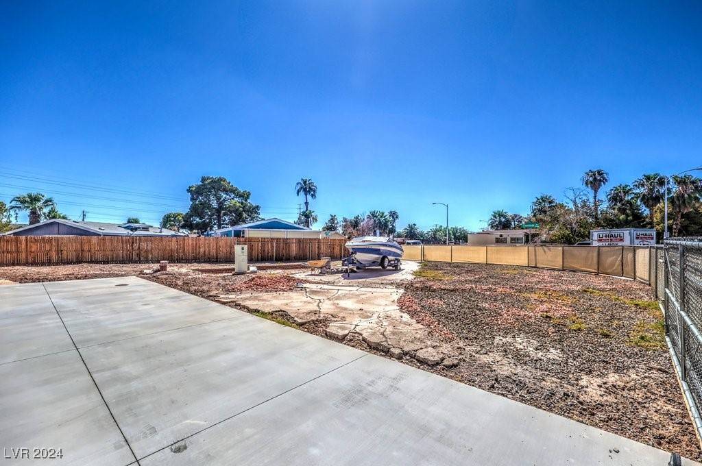 Las Vegas, NV 89142,5621 Tahoe DR