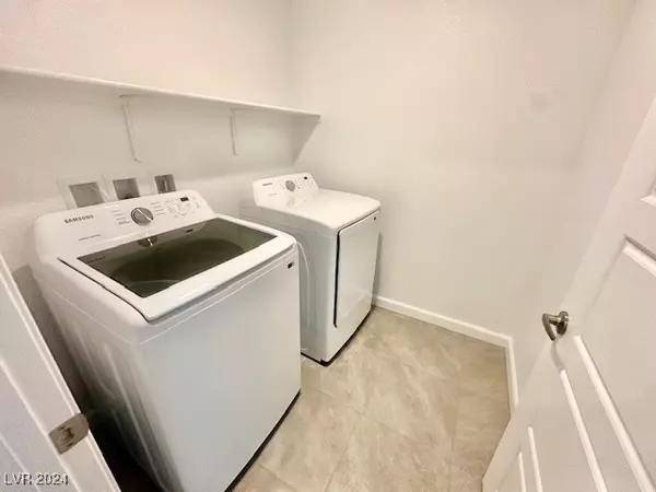 3439 Grecian Queen AVE Las Vegas, NV 89106