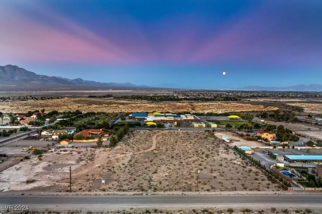 Las Vegas, NV 89143,00 Homestead