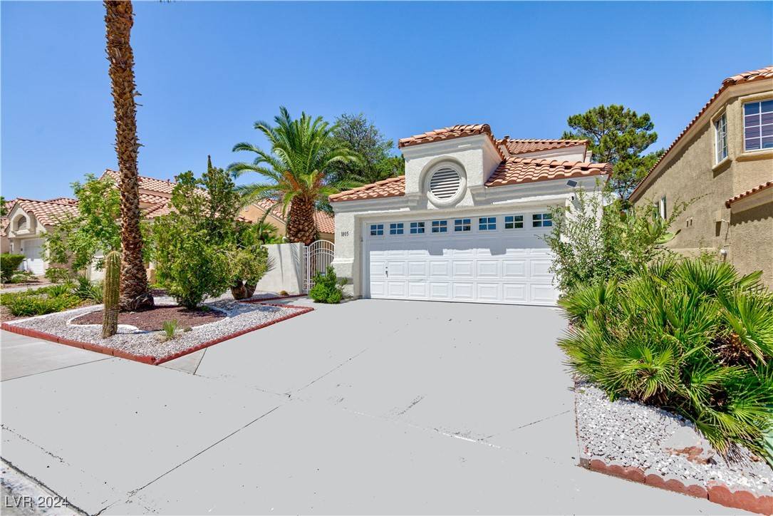 1805 Derbyshire DR, Las Vegas, NV 89117