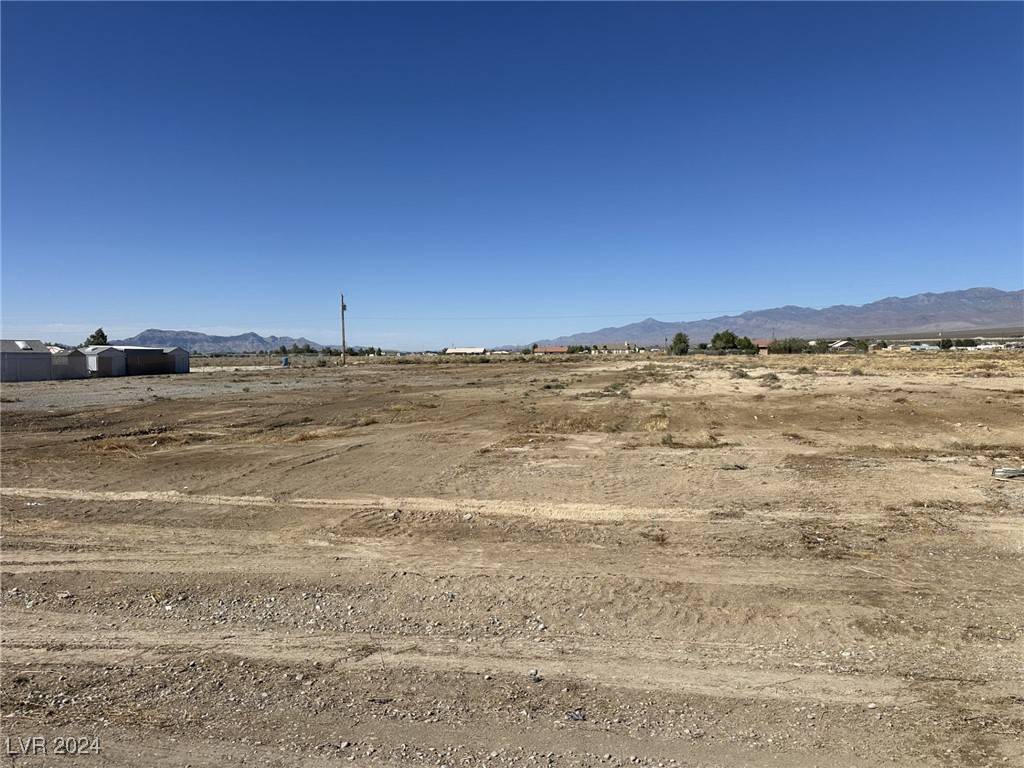 Pahrump, NV 89048,2760 E Dandelion ST