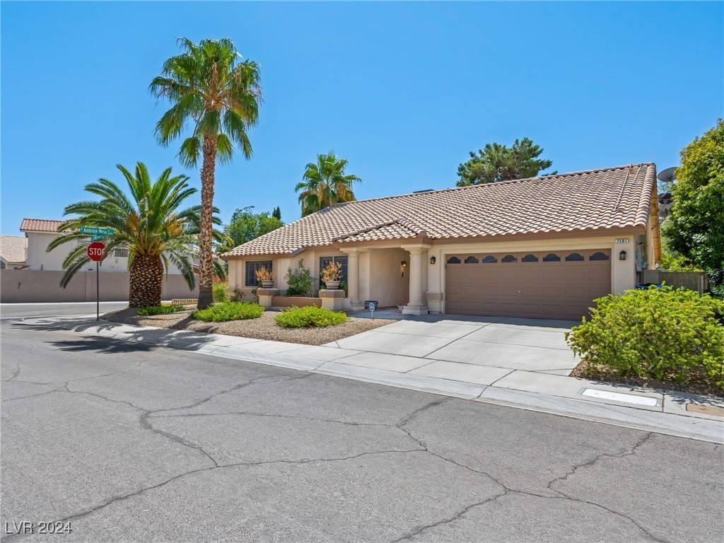 Las Vegas, NV 89129,7501 Cathedral Canyon CT