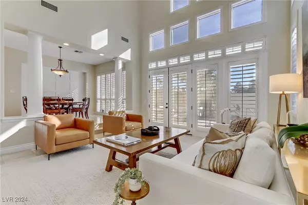 Las Vegas, NV 89113,8225 Crow Valley LN