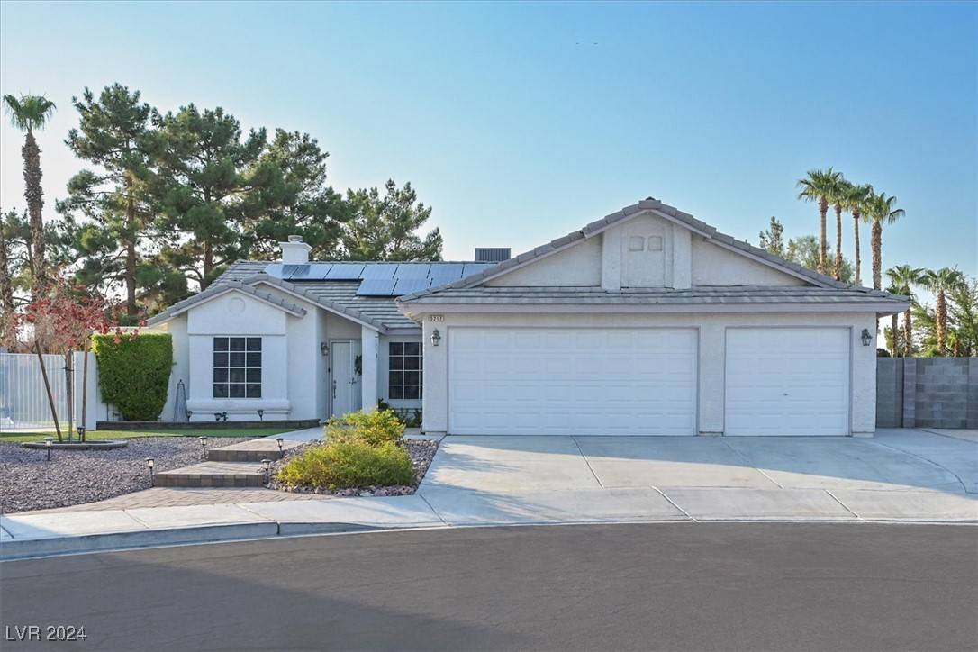 5217 Sun Gem CT, Las Vegas, NV 89130