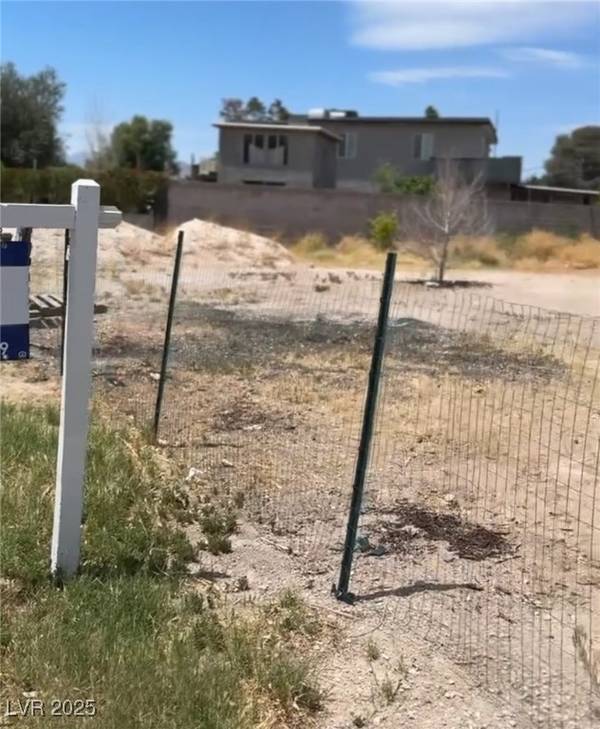 5638 Alfred DR, Las Vegas, NV 89108