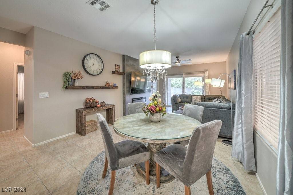 North Las Vegas, NV 89084,7936 Fantail DR
