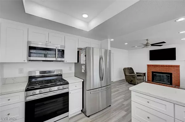 Las Vegas, NV 89108,1117 Passion Flower CIR
