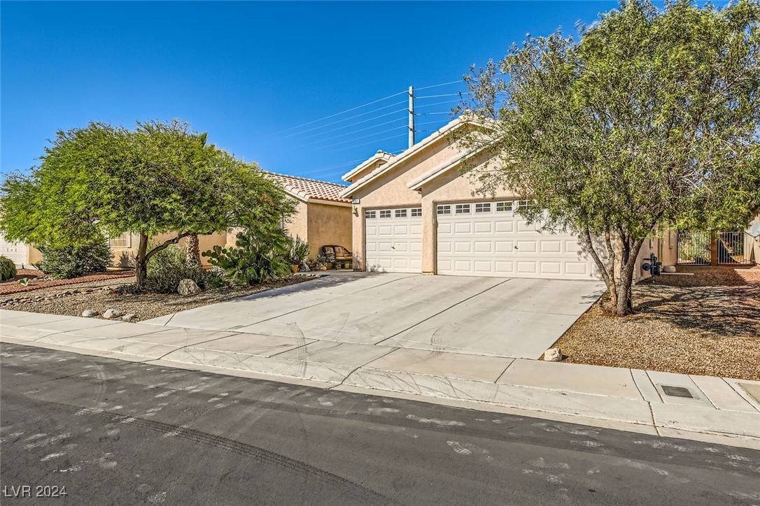 North Las Vegas, NV 89031,6317 Double Oak ST