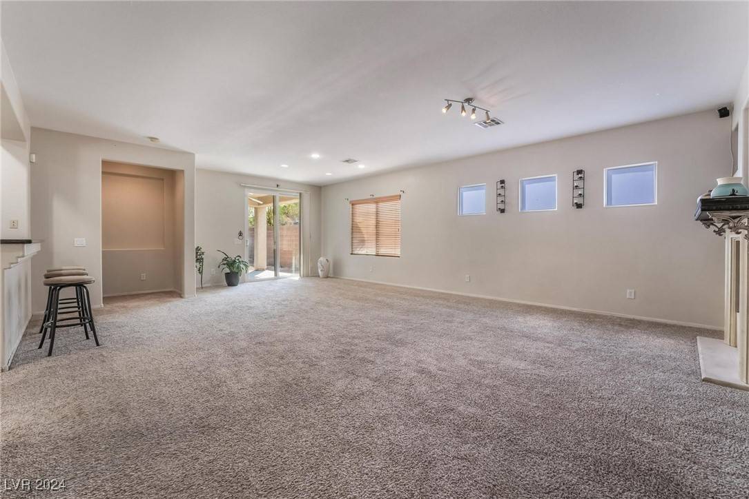 Las Vegas, NV 89131,8916 El Diablo ST
