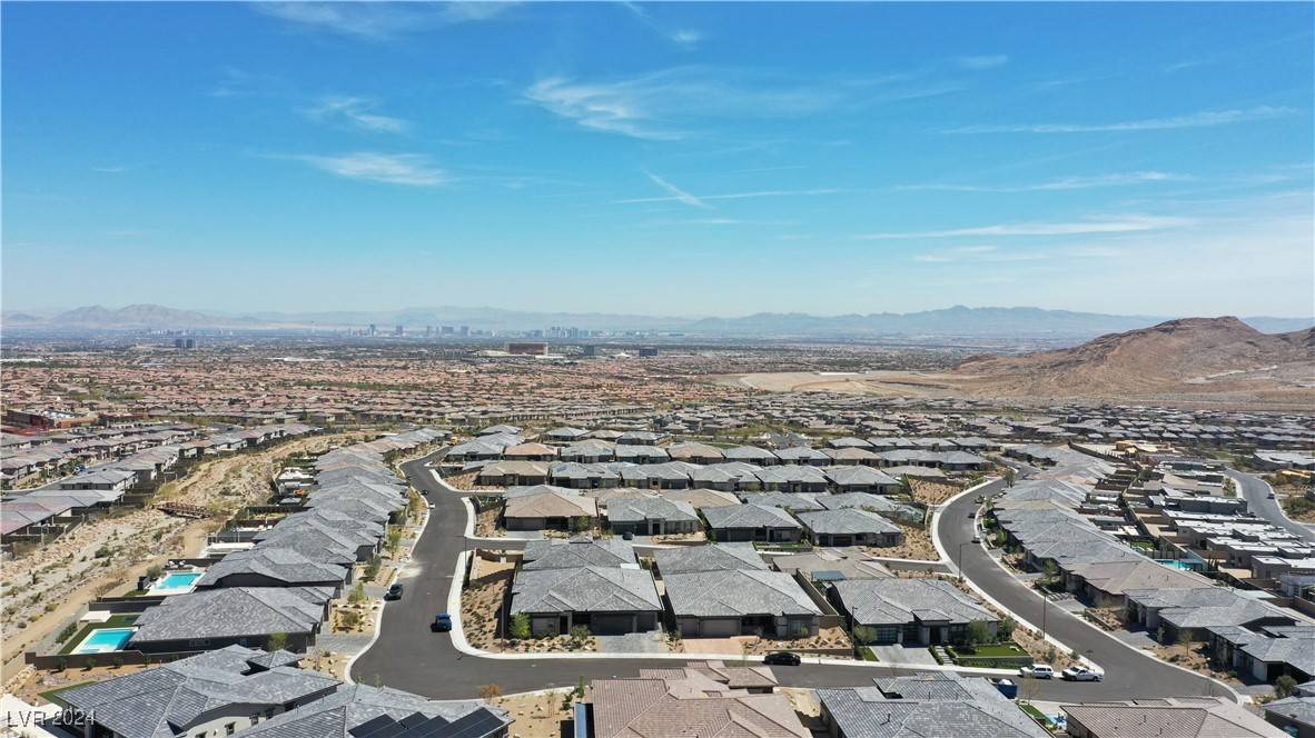 Las Vegas, NV 89138,732 Banff Grounds ST
