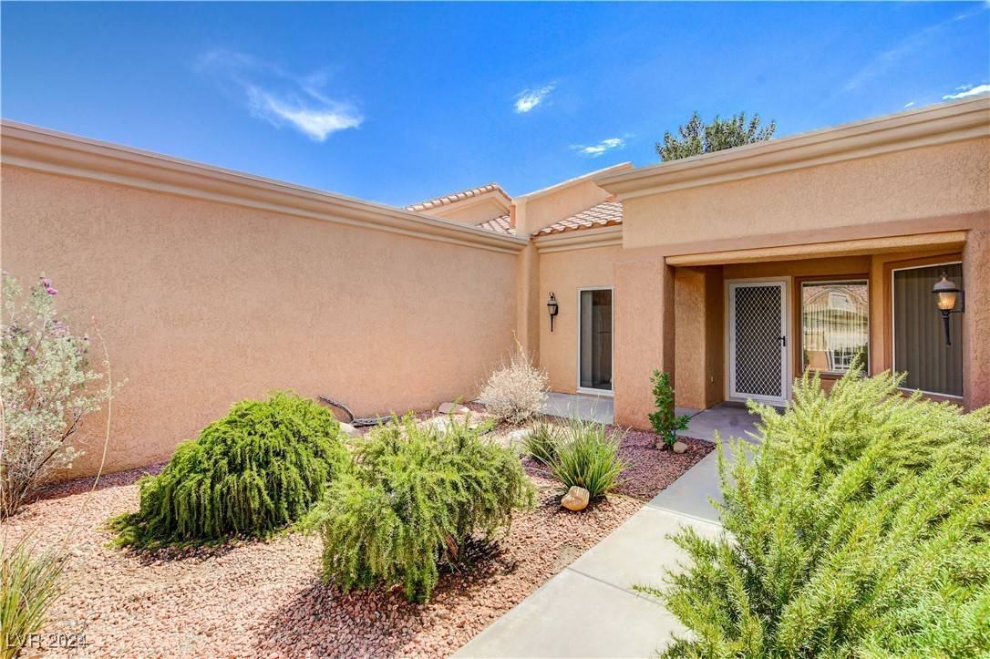 Las Vegas, NV 89134,9341 Fresh Spring DR