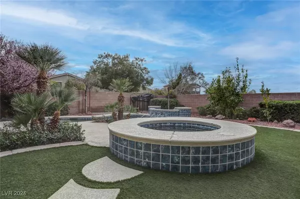 Henderson, NV 89052,621 House Blend LN