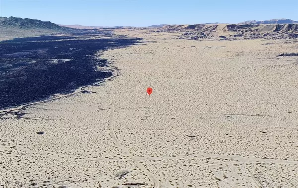 Moapa, NV 89021,040-25-701-001