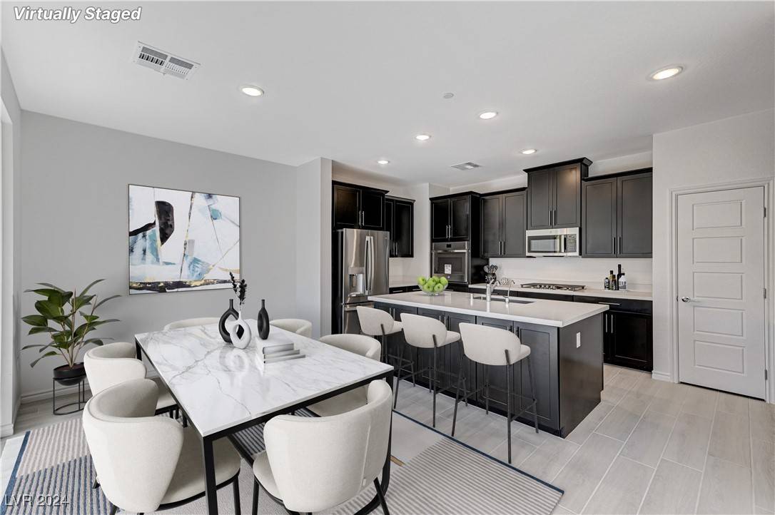 Henderson, NV 89052,2555 Hampton RD #7303