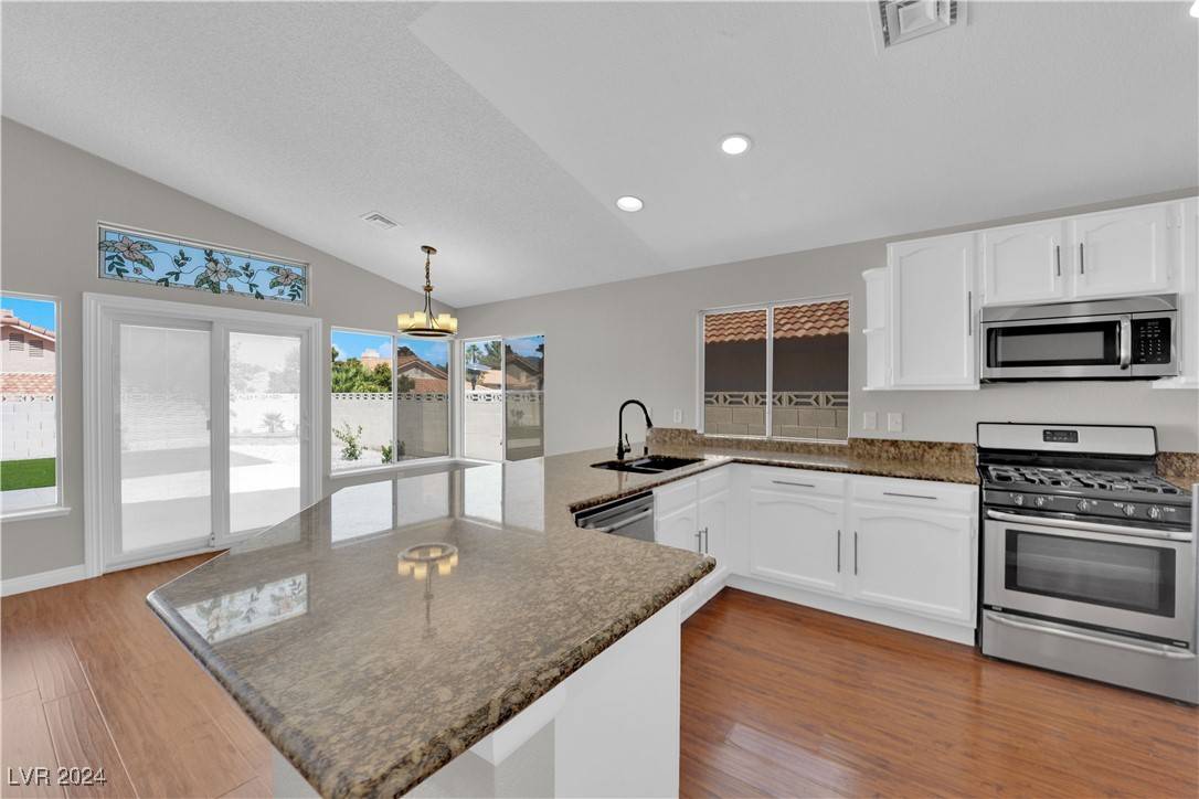 Las Vegas, NV 89128,8408 Justine CT