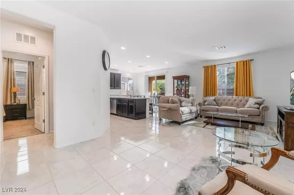 Las Vegas, NV 89122,5446 Silent Springs DR