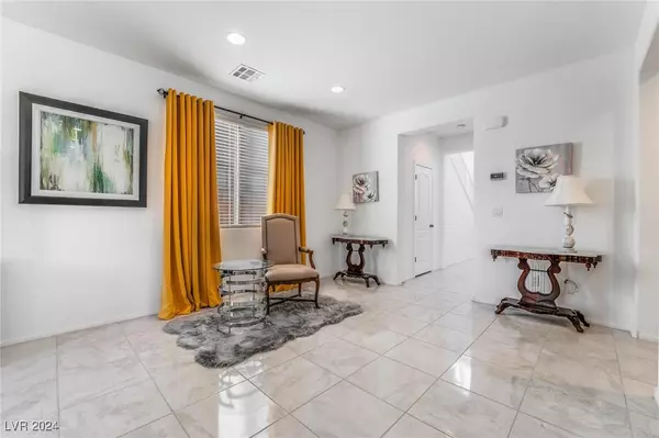Las Vegas, NV 89122,5446 Silent Springs DR