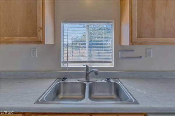 Pahrump, NV 89061,4710 Manse RD