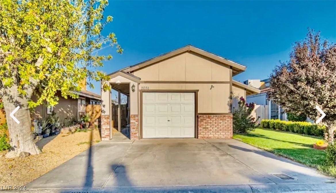 2031 San Simeon ST, Las Vegas, NV 89108