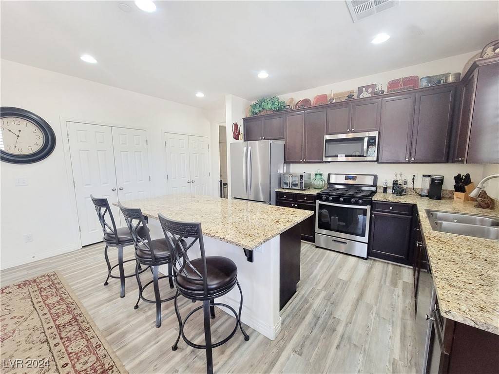 Henderson, NV 89011,1152 Bear Head ST