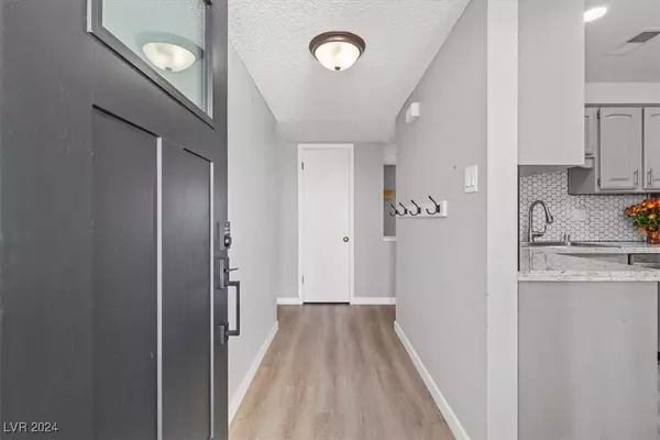 Las Vegas, NV 89145,6945 Kim AVE