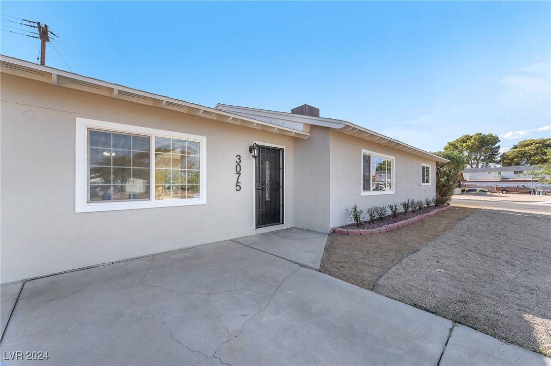 Las Vegas, NV 89121,3075 Oxford LN