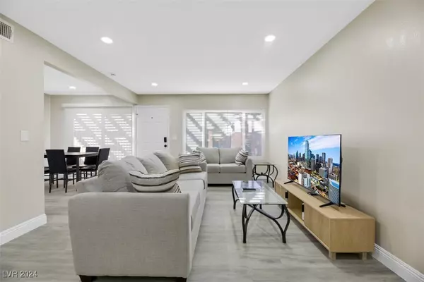 6630 Bubbling Brook DR #B, Las Vegas, NV 89107