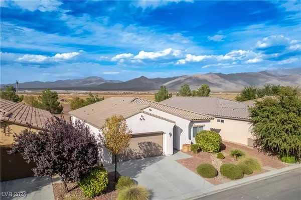 Pahrump, NV 89061,5272 Lignum AVE #1