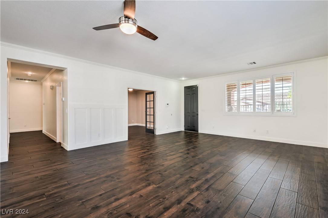 Las Vegas, NV 89110,1058 Pearl Peak ST