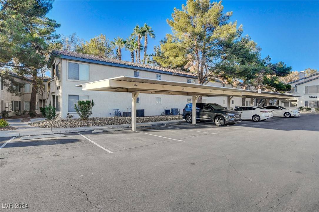 Las Vegas, NV 89120,3038 Casey DR #202